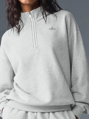 ALO Yoga Accolade Quarter-Zip Pullover